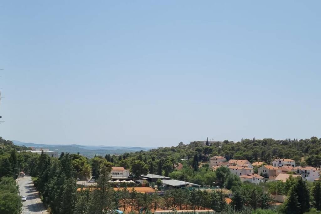 Apartment Madona Šibenik Esterno foto